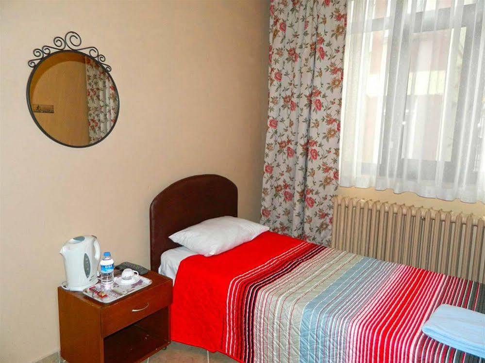 Rueyam Hotel Provincia di Provincia di Istanbul Esterno foto